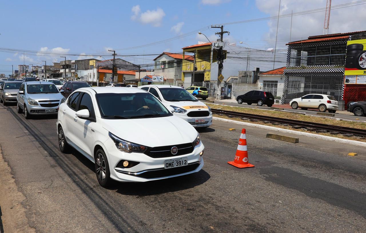 Obra de requalificação do corredor da Augusto Franco inicia com intervenção na ciclovia - SMTT Aracaju